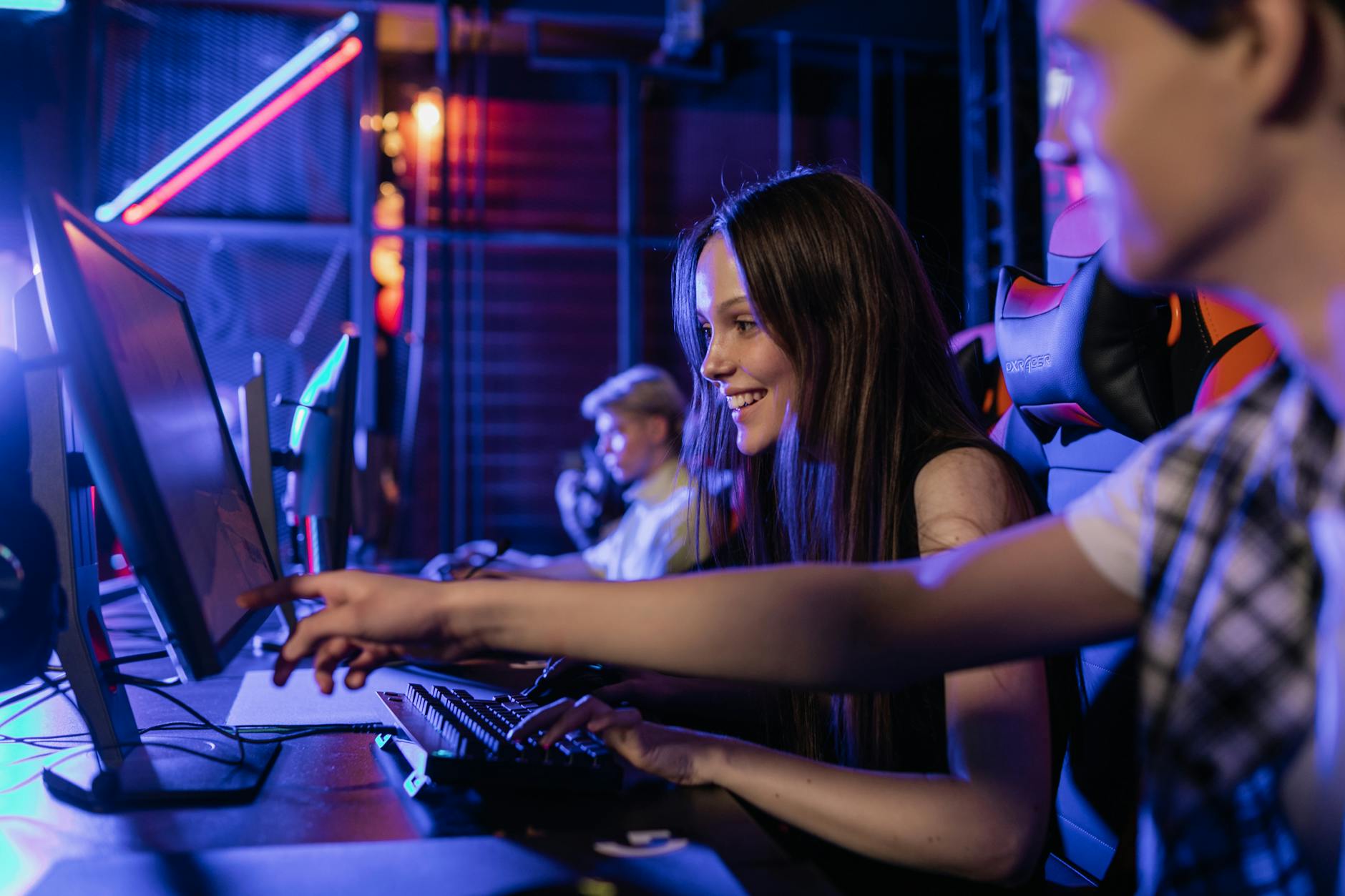 The Best Co-Op PC Games To Play With Your Friends Right Now.